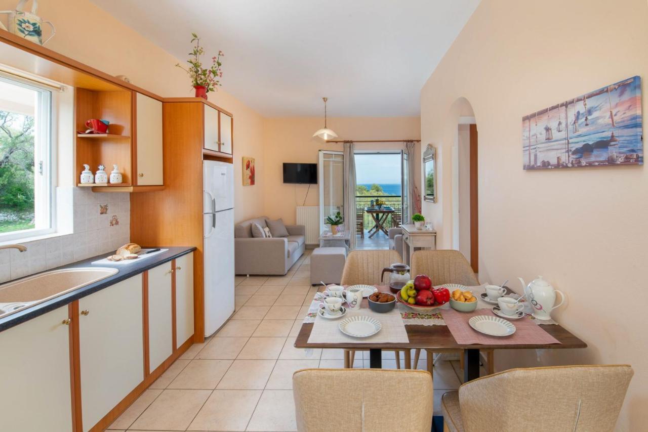 Villa Yiotta Kalodhikatika Екстериор снимка