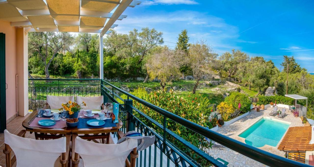 Villa Yiotta Kalodhikatika Екстериор снимка